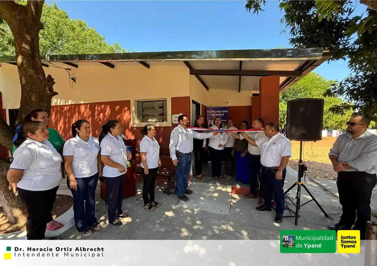 Inauguración de la Refuncionalización General del Sanitario en la Escuela Básica N. 3404 Niños Mártires de Acosta Ñu